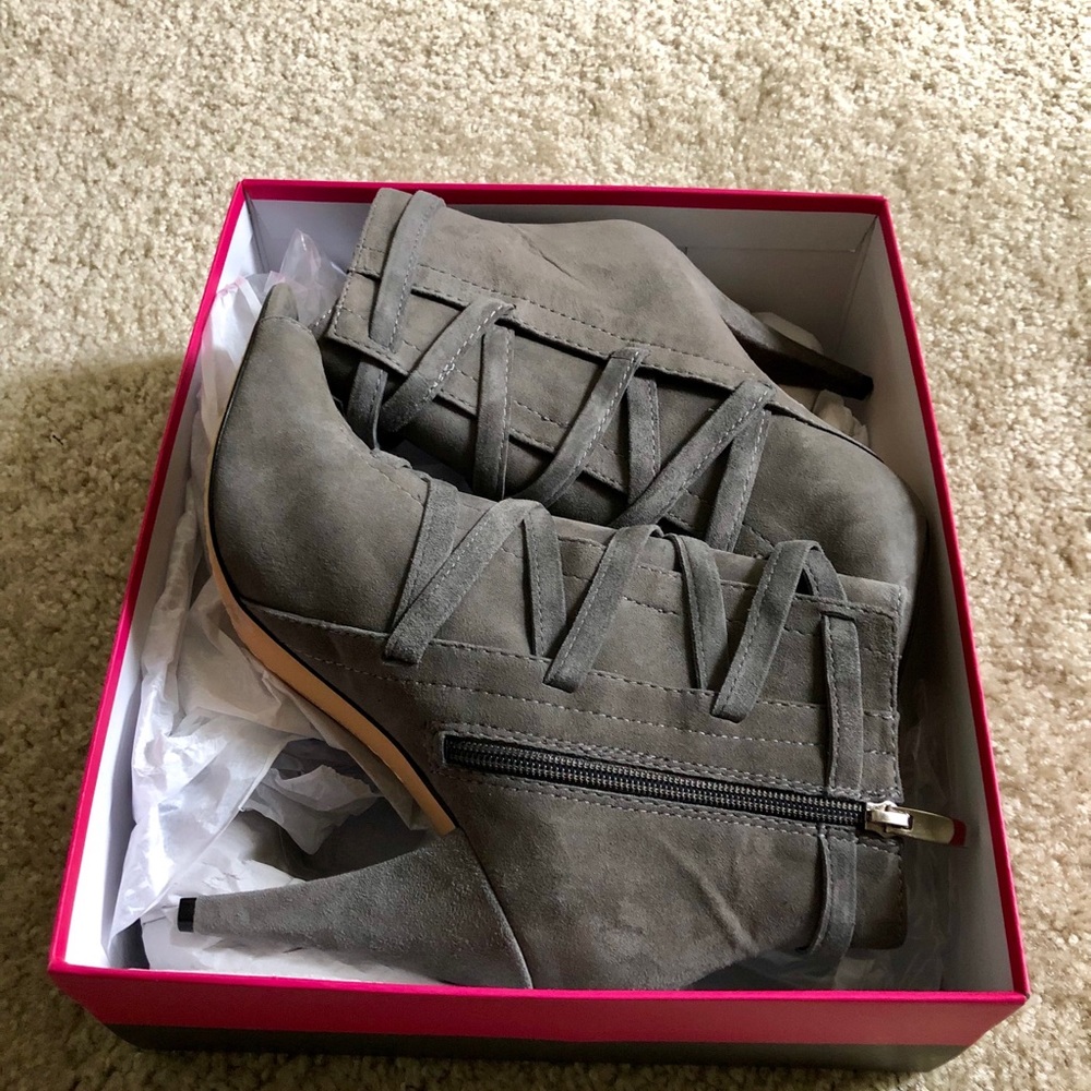 Brand New Vince Camuto Suede Booties - Picture 2 of 5